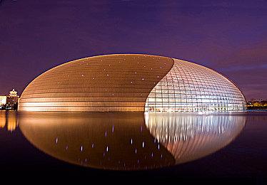 “如龙”系列热门作品限时特惠！精选《如龙８》与《如龙０ 誓约的场所》大促中！